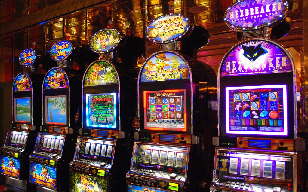 Online Slot Game Is Very Popular Casino Game